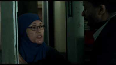 - Please.
- No, you can't come in. I don't know you. - The Eddy