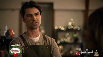 Please. Noah, stop.
We have to talk about it. - Heart of the Holidays