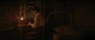 Please place your right hand
on the Bible before you. - Lizzie