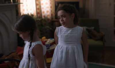 Please. Please, can you peel it
like a snake? - The Lost Daughter