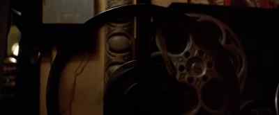 Please, please.
Nick, hurry! The door won't open. - Last Action Hero