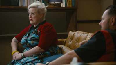 -"Please, please, please."
-Yeah. - Couples Therapy