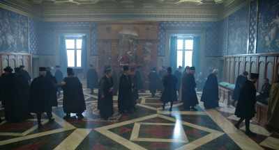 Please! Please, take your seats. - Medici: Masters of Florence