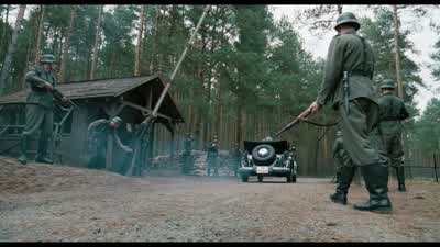 - Please put the reserve army on alert. - Valkyrie