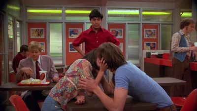 PLEASE STOP TOUCHING EACH OTHER - That '70s Show