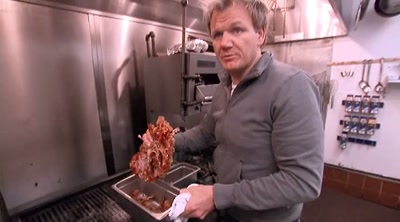 PLEASE TELL ME
PEOPLE DO NO EAT THAT. - Kitchen Nightmares