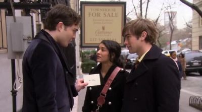 Please tell me what we're doing here. - Gossip Girl