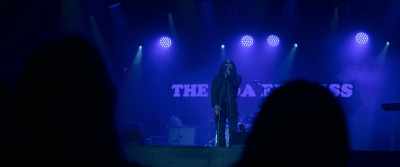 Please welcome on stage
the wonderful Goa Express. - Bank of Dave
