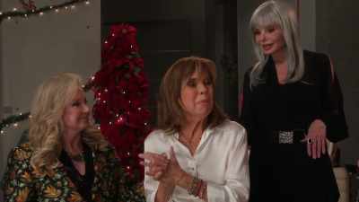 Please, it won't be long
before we're together - Ladies of the '80s: A Divas Christmas
