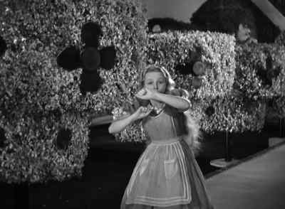 Please Your Majesty,
could you make it go away? - Alice in Wonderland