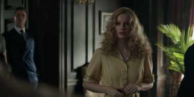 Pleasure to finally meet you,
uncle christopher. - Flowers in the Attic: The Origin