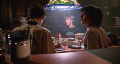 Plenty of sausage and pepperonis - E T  the Extra Terrestrial