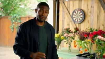 Plus, if I'm teaching you,
I'm gonna need an extra hand. - When Love Blooms