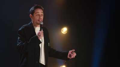 Plus, when you clean kids,
sometimes you see spots that, like, - Pete Davidson: Alive from New York