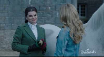 Podes perguntar a qualquer homem
que já me conheceu. - Royally Ever After