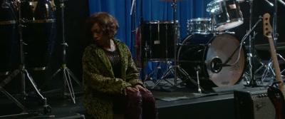 [poignant music playing] - Whitney Houston: I Wanna Dance with Somebody