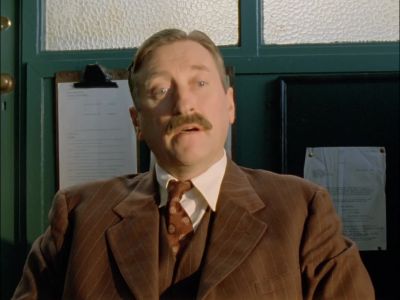 -[Poirot] A second will. - Agatha Christie's Poirot