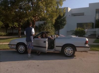 Police! Get out! - Miami Vice