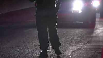 Police hope
that questioning motorists - Murder in the Badlands