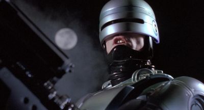 Police officer No loitering - RoboCop 3