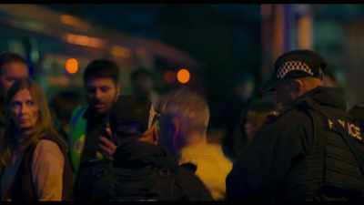 [police on radio]
Urgent assistance - Nightsleeper