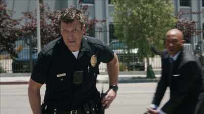 [ Police radio chatter ] - The Rookie: Feds
