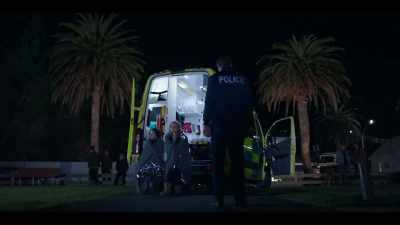 [ Police radio chatter ] - The Sounds