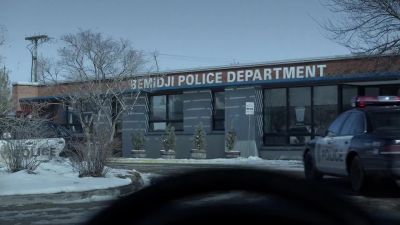 [police radio chatter] - Fargo