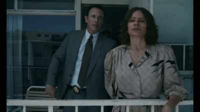 [police siren wailing] - Griselda