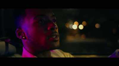 (police siren whooping) - The Hate U Give