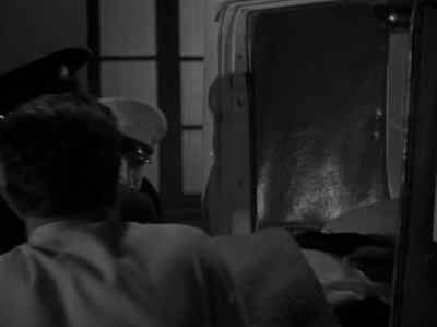 [Policeman's
Whistle Blowing] - Dracula's Daughter