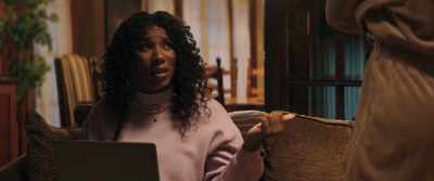 Politicians, A-listers,
that's who goes there. - Imani