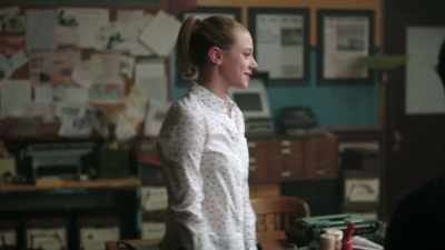 Polly is locked up
in that house - Riverdale