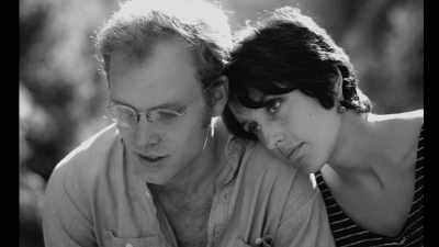 Ponadto bardzo podziwiał
ich pracę. - Joan Baez: I Am a Noise