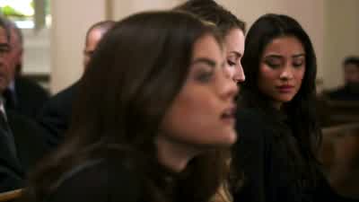 Poor ali. - Pretty Little Liars