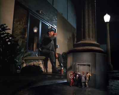 Poor vision or not,
there's enough light here
for him to spot us. - Land of the Giants