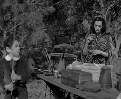 Pop, when are we
gonna start fishin'? - The Munsters