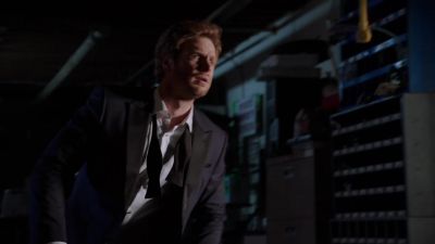 - Pop! Go get Will!
- No! - Chicago Med
