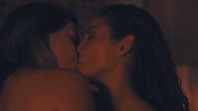 (pop music continues) - Amor Emanuelle