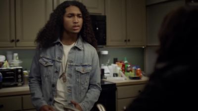 [pop music playing faintly] - Black Lightning