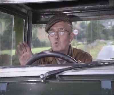 POP MUSIC PLAYS ON RADIO - Last of the Summer Wine