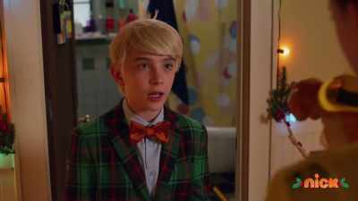 - Pop Pop just called
to cancel my Christmas Day gig. - A Loud House Christmas