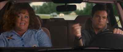 (POP SONG PLAYING) - Identity Thief