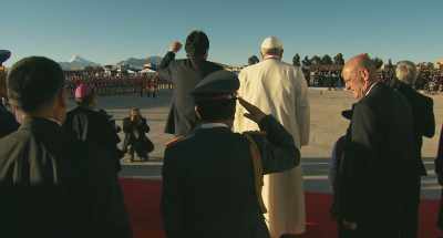 (Pope Francis
speaking Spanish) - Pope Francis: A Man of His Word