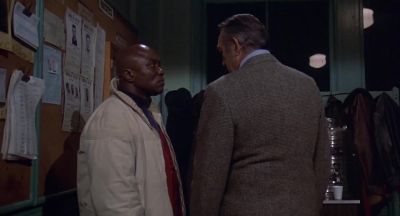 Pope I know this punk Can I be of any help - Across 110th Street