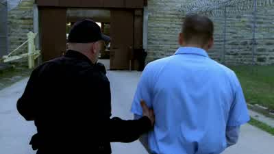 Pope: What's this prisoner doing out of his cell? - Prison Break
