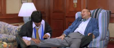 Pops, I've decided against Europe. - Dilwale Dulhania Le Jayenge