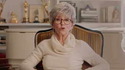 "Por que não 'mim' ama mais?" - Rita Moreno: Just a Girl Who Decided to Go for It
