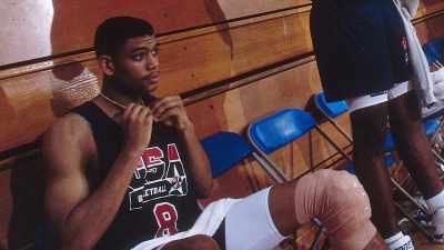 Por un momento simplemente
juegas con mucha confianza. - We Beat the Dream Team
