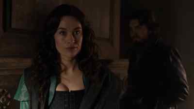 (PORTHOS CHUCKLES) Come here. - The Musketeers